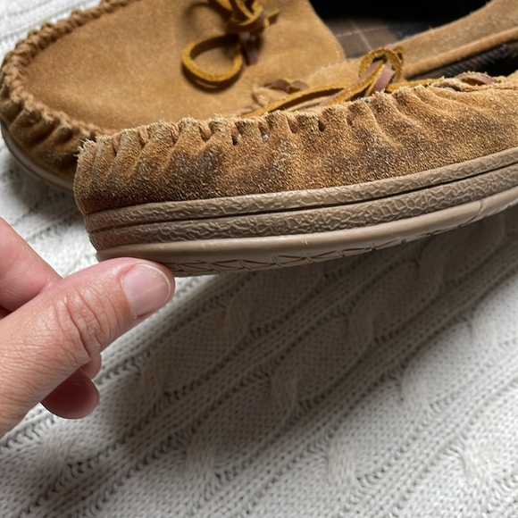 Men’s fireside sz 10 suede slippers. Rubber sole. Flannel plaid insole lining - Picture 11 of 12